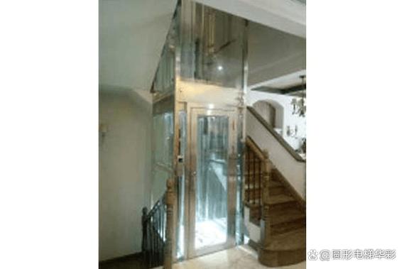 津门垂直脉动 方形电梯在现代建筑中的多维价值与发展